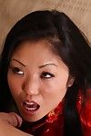 sexy Ásia modelo Kaiya lynn é no o humor para alguns oral Sexo deepthroating.
