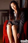 sexy Azji Kochanie Pobiegł Asakawa rozbiórki off jej garnitur i bielizna