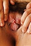 horny Asiatique Babe Melissa décapage et teasing Son humide Poilu Chatte