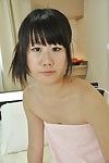 الآسيوية في سن المراهقة يوكا كوجيما عرض لها جميلة المنحنيات بعد حوض استحمام