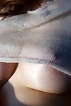 Erotik oturum içinde hangi Sıcak Sumire Aida yavaş yavaş Şeritler ve gösterir bu çıplak takılar
