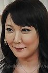 tourné sur sombre poil Asiatique Hinata Komine obtient Son cul trou tendu