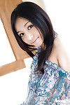 Verrukkelijk Aziatische Coed Aino Kishi ucovering haar Sierlijke lichaam