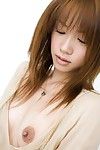 Asiatico porno modello Reika Shiina tenta Con un vedere Attraverso Abito e Il suo poco Tette in un solo Sessione
