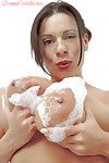 Buxom MILF solo girl Linsey Dawn McKenzie toying  uterus in bathtub