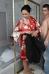 Чувствительный Азии мокрые Шлюха Китти Лэнгдон любит делать мастурбация