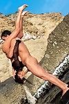 nass busty Brünette Schönheit Olivia del Rio bekommt ernst gefickt bei die Urlaub am Meer