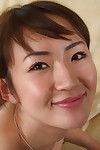 Amateur Asiatische teen kuki zeigt Ihr Haarige Fotze in In der Nähe bis