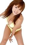 Plus seins oriental girlie Yoko matsugane est Tromper Autour de dans Extrême bikini