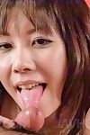 Süß Chinesisch Gal Mit Darksome Braun Hina tokisaka gibt ein dick saugen und erhält Gesichtsbehandlung